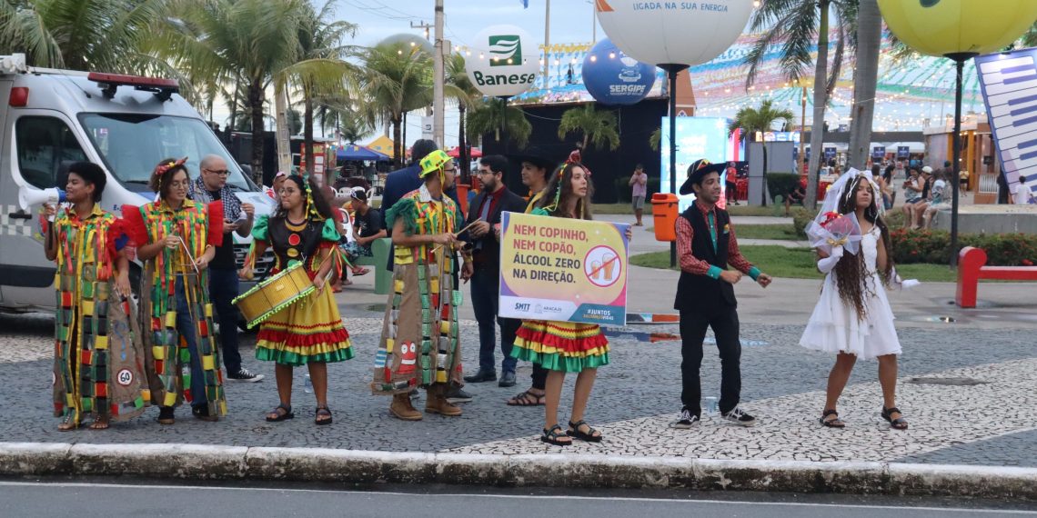 Detran Cptran E Smtt Realizam Abordagem Conjunta No Arrai Do Povo