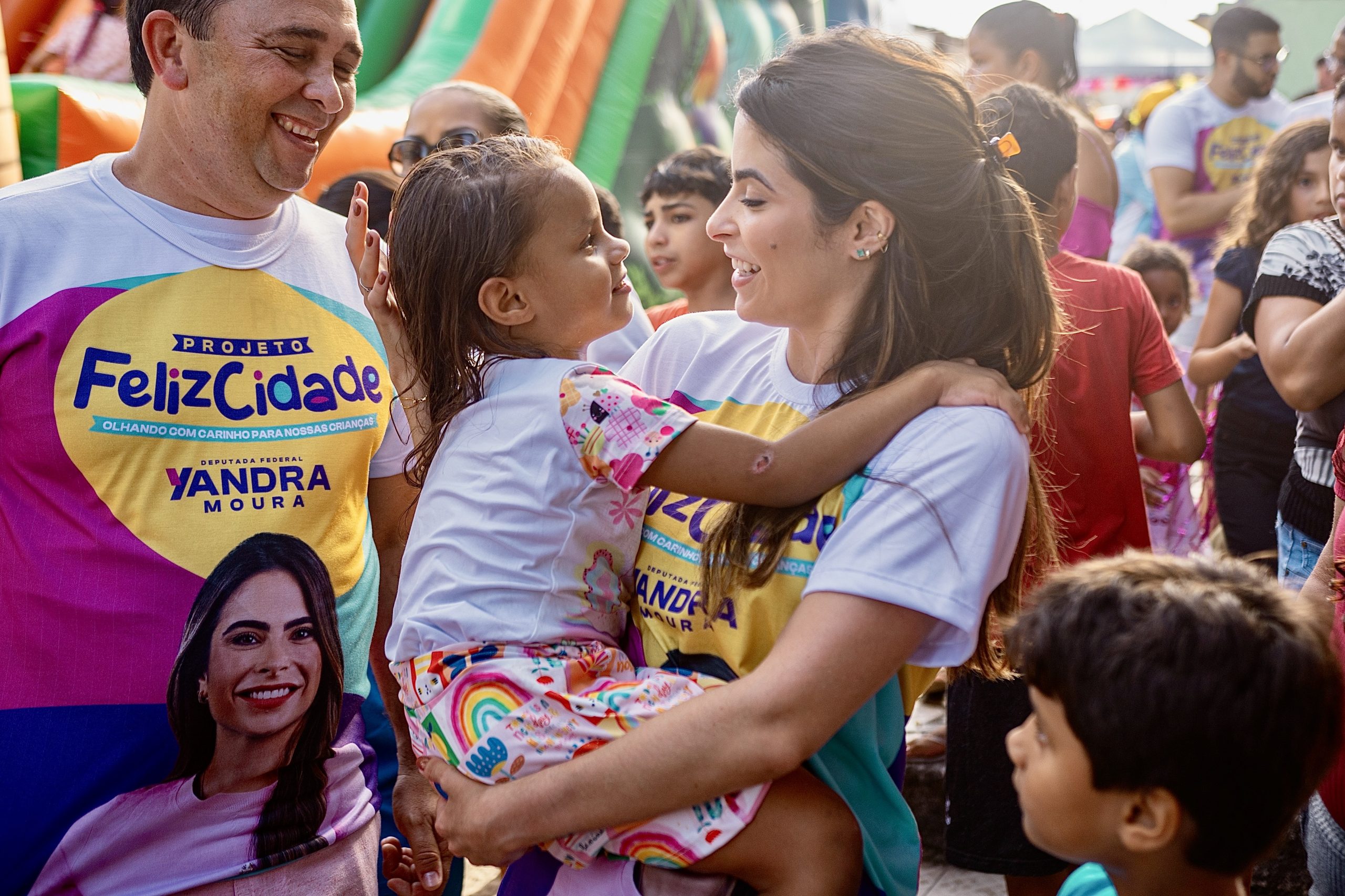 Yandra Moura Promove Tarde De Alegria No Bairro Santos Dumont Faxaju 1093