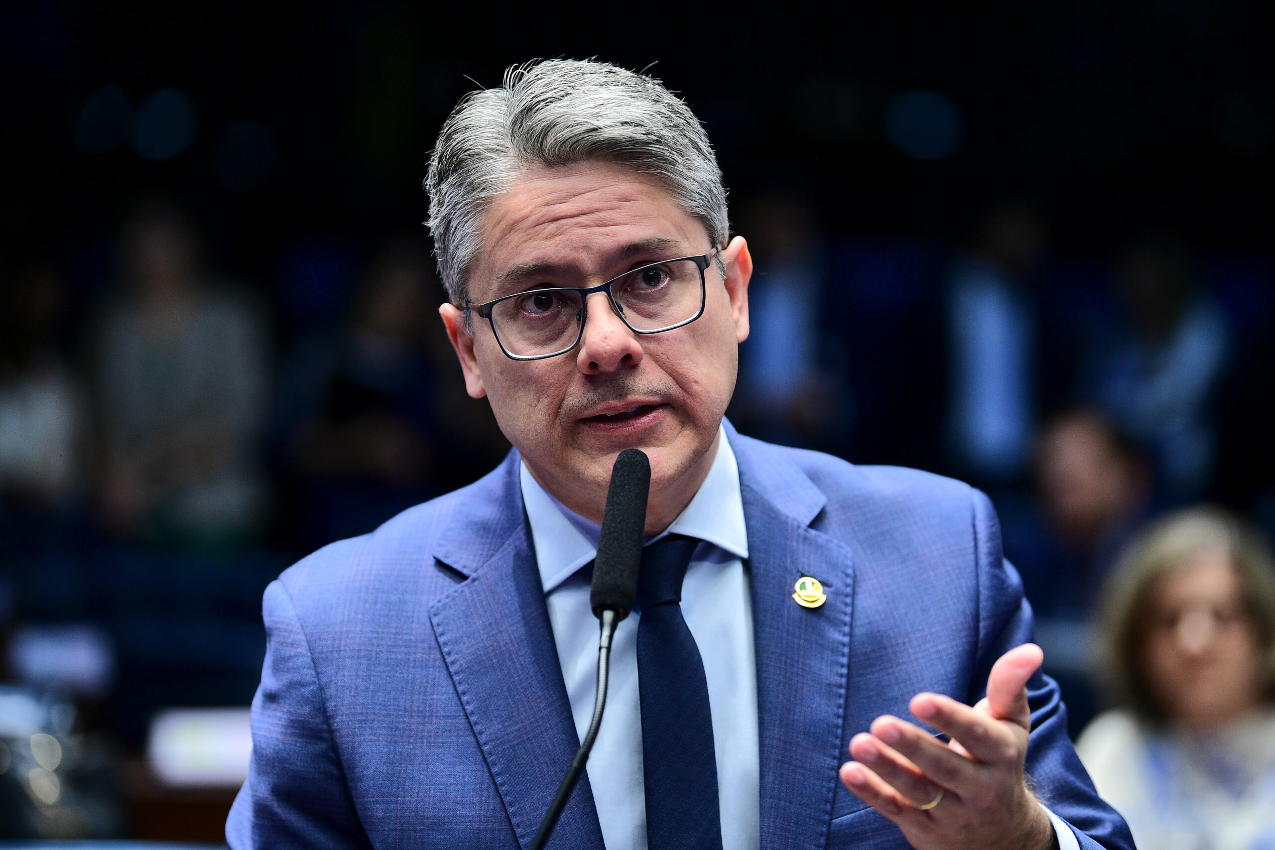 Plenário do Senado Federal durante sessão deliberativa ordinária. 

Na ordem do dia, deliberação da Medida Provisória nº 1.218, de 2024, e dos demais itens constantes da pauta publicada pela Secretaria-Geral da Mesa. 

Em pronunciamento, à bancada, senador Alessandro Vieira (MDB-SE).

Foto: Pedro França/Agência Senado