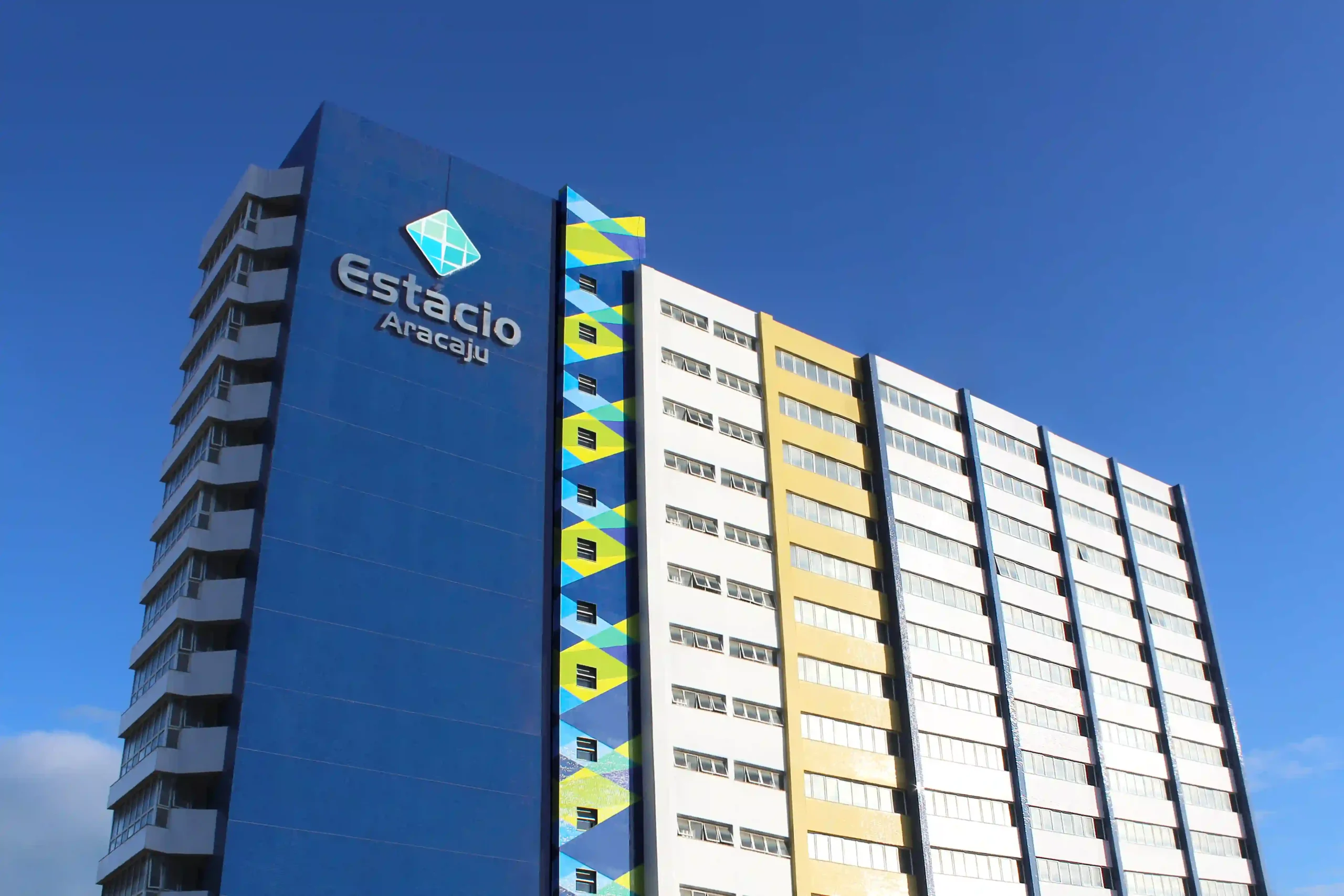 Estacio_Aracaju_fachada_